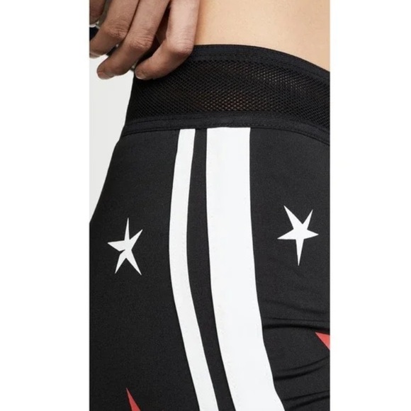 Pam and Gela Star Print Biker Shorts Size M - Picture 4 of 10